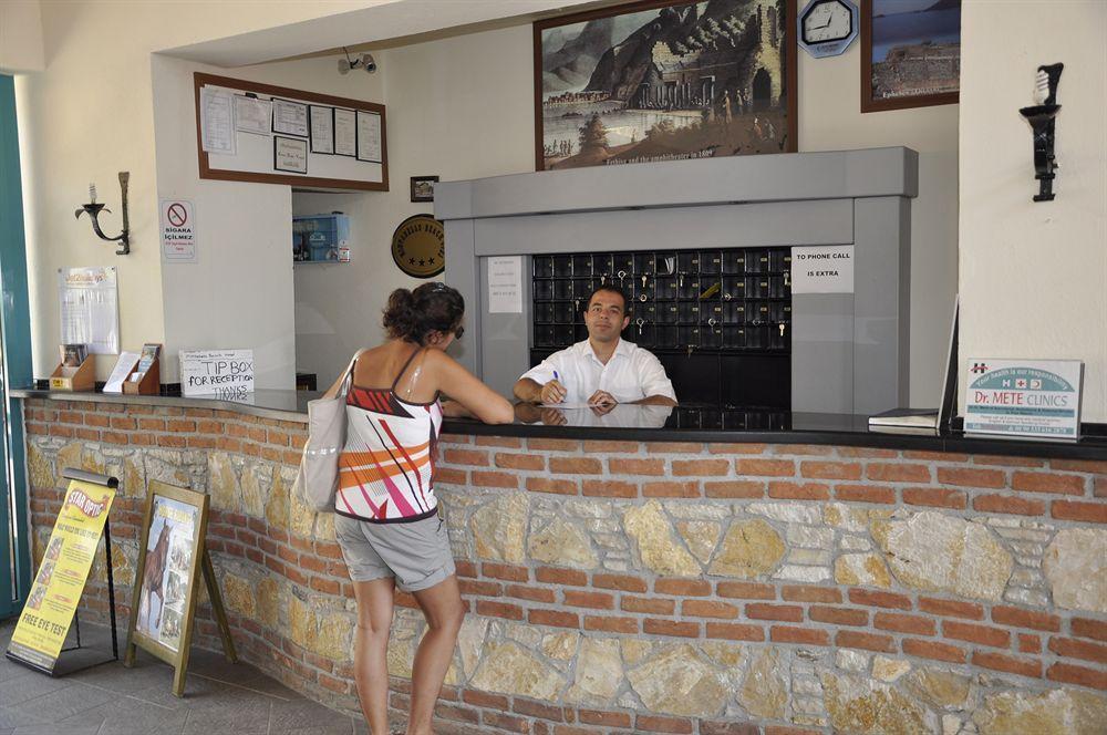 蒙特贝罗豪华酒店 厄吕代尼兹 外观 照片